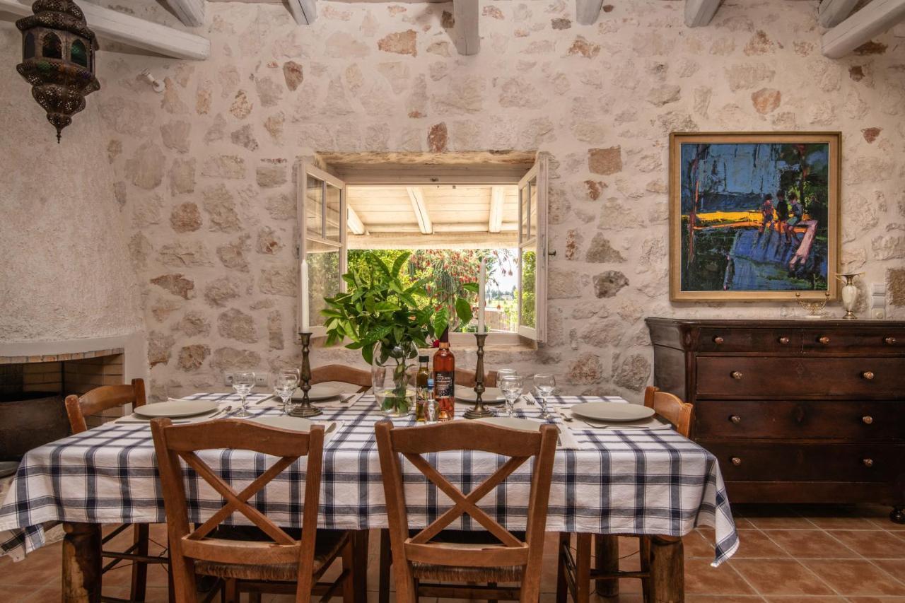 VILLA IN PIETRA Kalamaras Makhairadhon Bagian luar foto